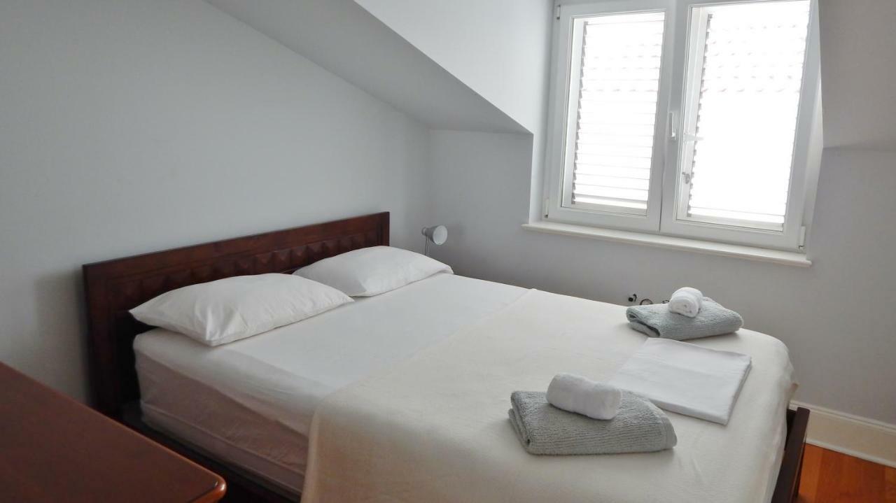 Seafront Apartments Nemira Omis Exterior photo