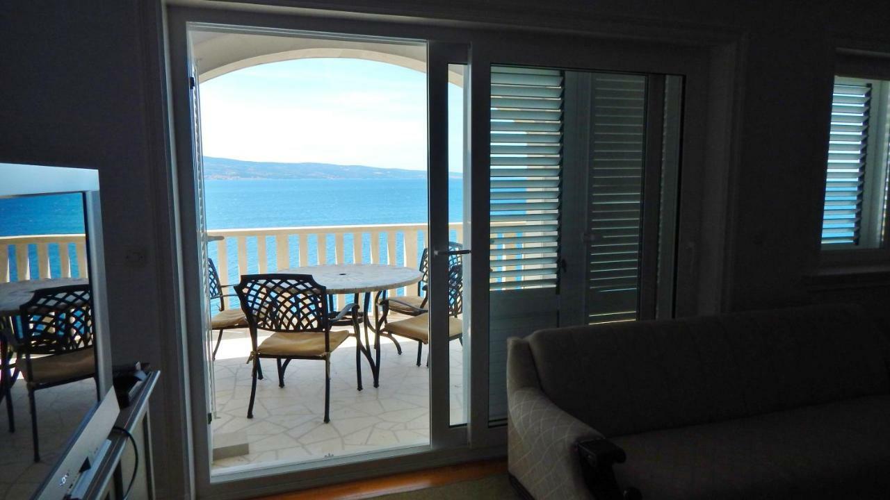 Seafront Apartments Nemira Omis Exterior photo
